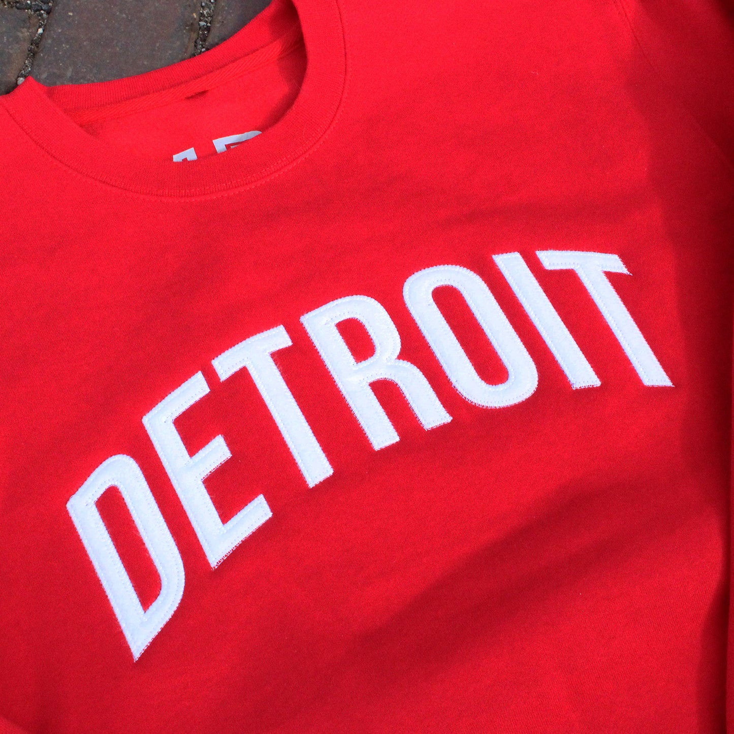 DETROIT FELT CREWNECK - RED