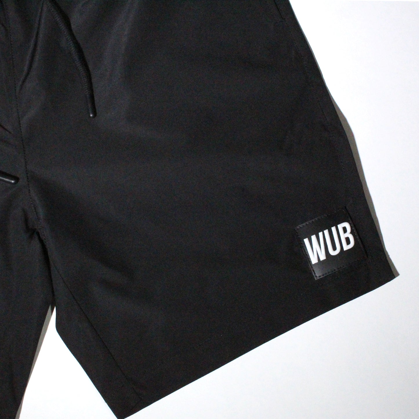 TRAINER SHORTS - BLACK