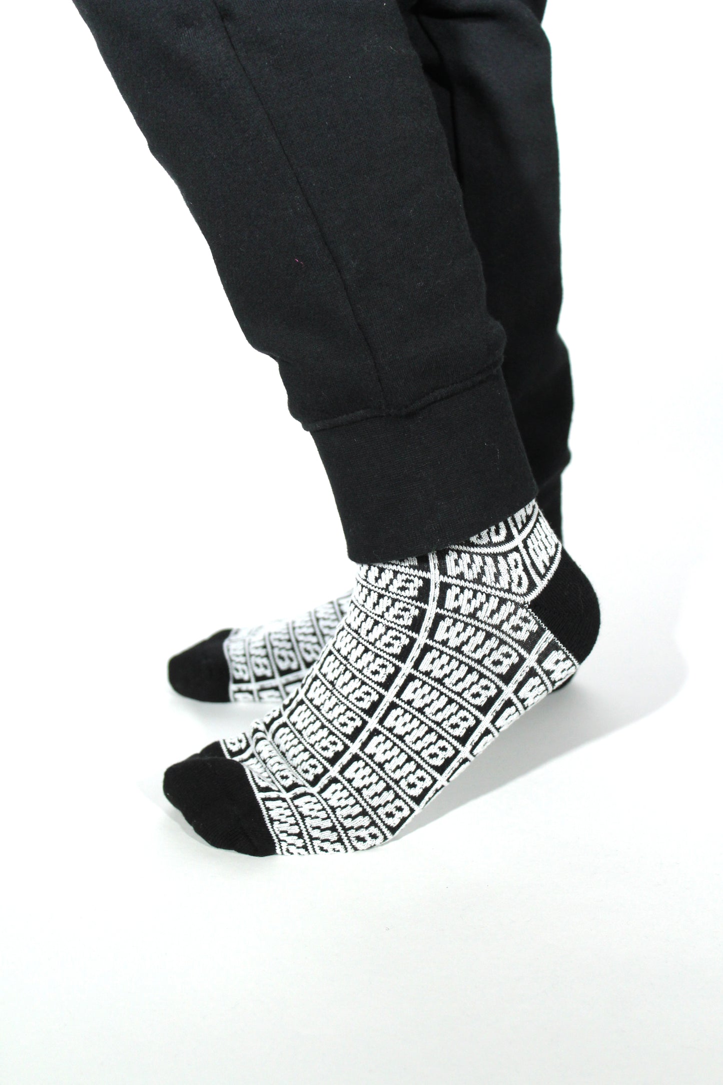 WUB ALL OVER KNIT SOCKS